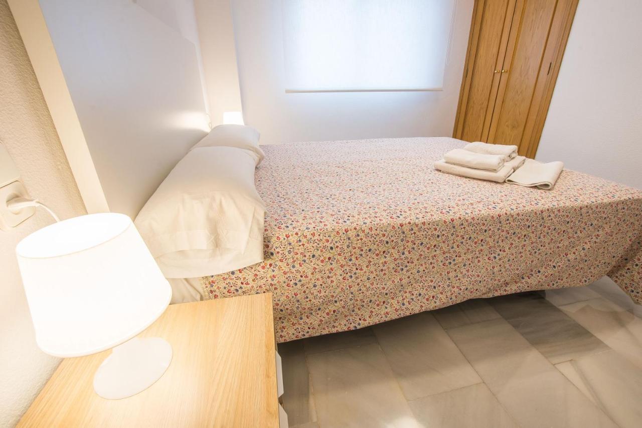 Qh Rejas Apartment Granada Bagian luar foto